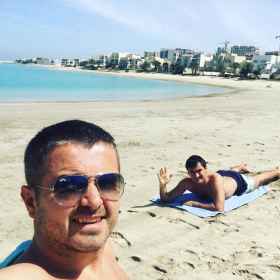 Selfi na plaži u Bahreinu: Marić i Vukelić