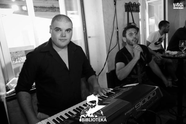 Subota: Boris Petrović i Contact band