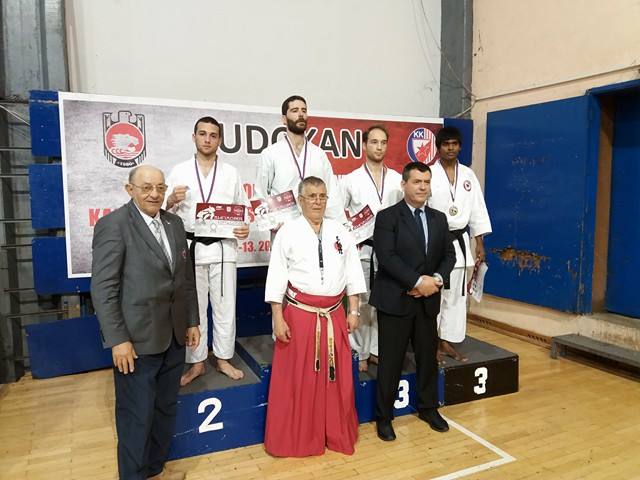 dodela medalja sa prof.dr Ilijom Jorgom i prof. Giovanni Gordiani