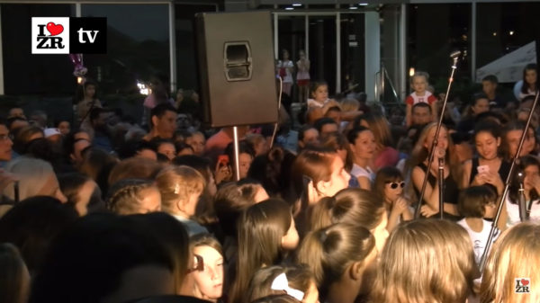 dani piva persu dečiji program