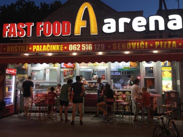 Arena fast food 1