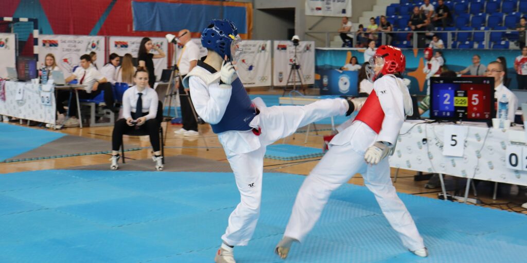 Tekvondo Klub Zrenjanin 30 Medalja I 7 Pehara Na Prvenstvu Vojvodine