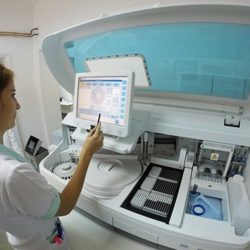 JUGOLAB LABORATORIJA zrenjanin roche 1