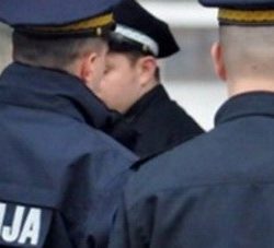 policija