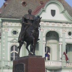 7 spomenik kralju petru