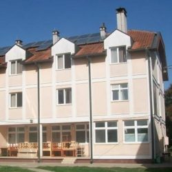 emaus muzlja