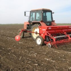 Setva ozimih strnih zita traktor e1444121206745