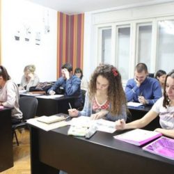 akademija oxford strani jezik e1463392886845