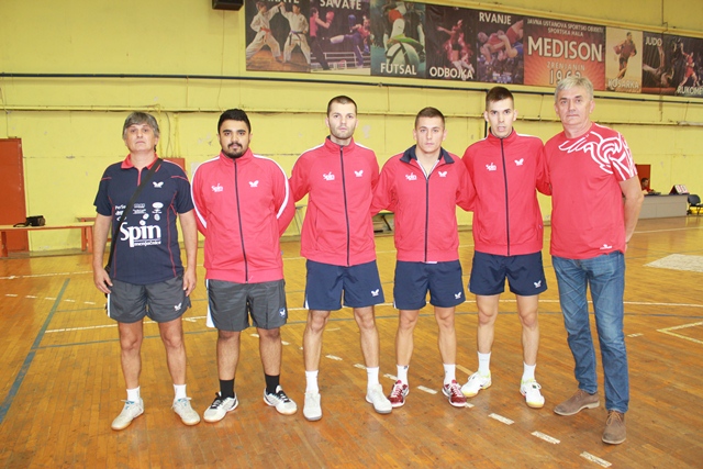 Trener Žarko Zakić, Mohamed Abas, Lorencio Lupulesku, Nikola Strugarević, Ilija Majstorović i Dmitar Majstorović