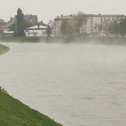 magla nad jezerom