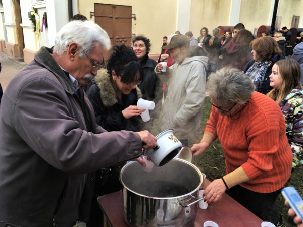 kuvano vino Uspenski hram