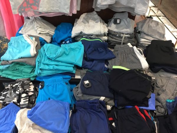 Shopping Family 32