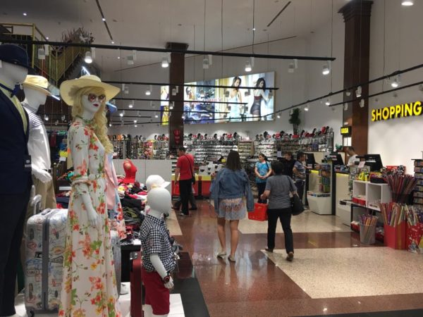 Shopping Family dećija garderoba 9