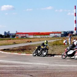 naslovna moto trke