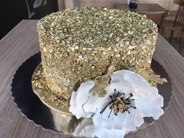 arena torte zlatna torta