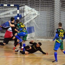 kmf sas zemun samo