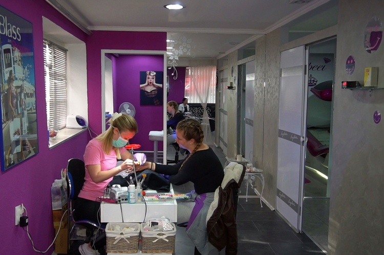 kozmeticki salon la peei zrenjanin