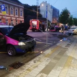 zapaljena taksi vozila1