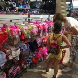 shopping family