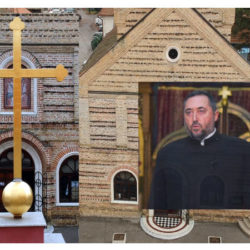 bozicna cestitka jerej miod