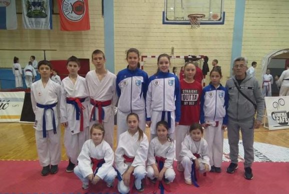 karate zadrugar lazarevo trofej stare pazove e1583704364105