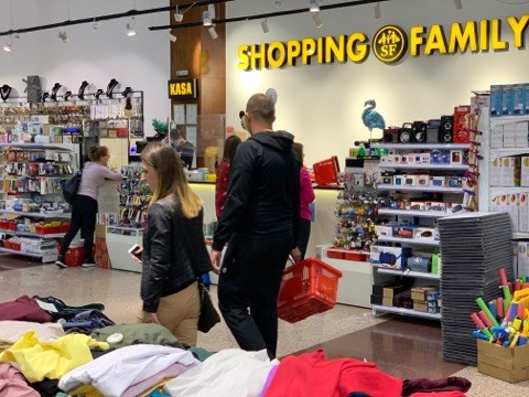 Robna kuca Shopping Family 17