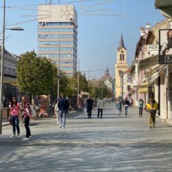 CENTAR LJUDI 3