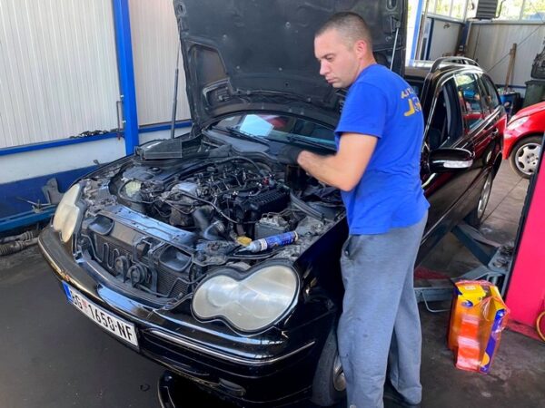 servis za mercedes auto servis jovin zrenjanin7