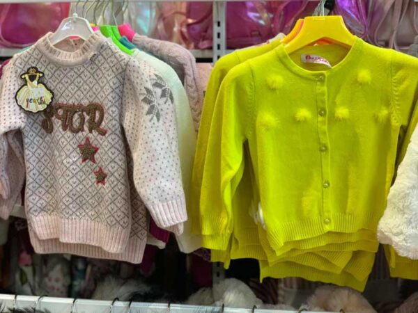 Shopping Family 17