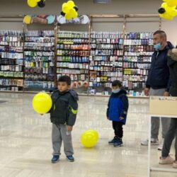 shopping family