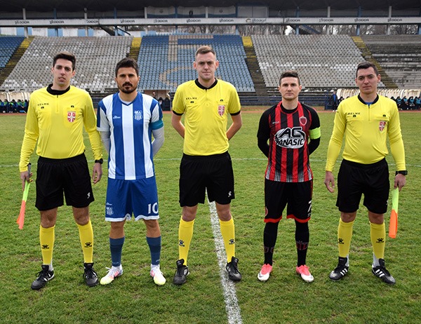 Dolny Kubin contre FK Radnicki Beograd le 2023.01.11 à l'Match amical du  club international 2023, Football