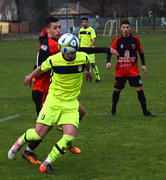 fk radnicki feniks stara pazova