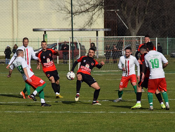 fk radnicki zrenjanin 2021 tisa adorjan