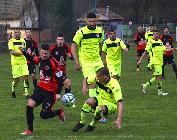 fk radnicki zrenjanin feniks 1995 stara pazova