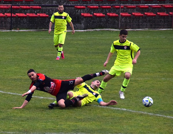 fk radnicki zrenjanin feniks 1995