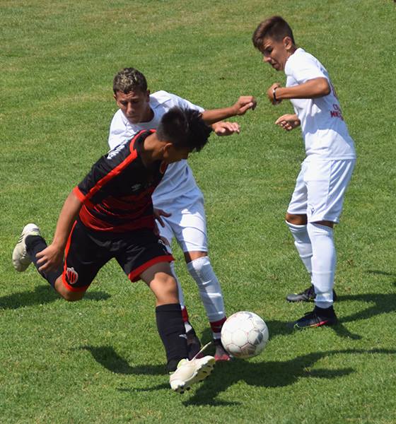 FK Radnički (Sremska Mitrovica) - Zrenjaninski