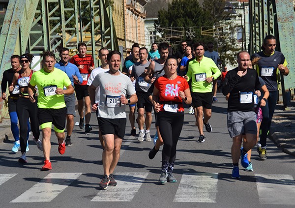 peti zrenjaninski polumaraton 2021