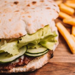 big food plus pljeskavica e1673448620677