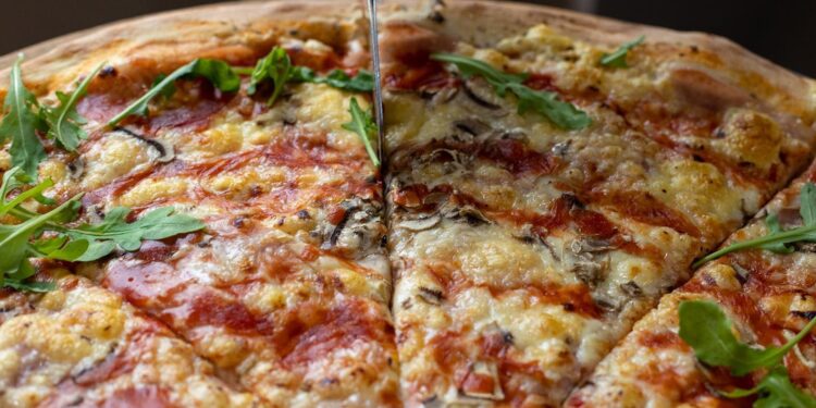 big food plus pizza e1677512699363