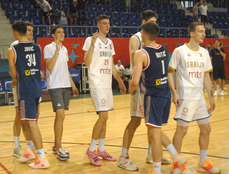 Luka Paunov 28 Srbija U20 1