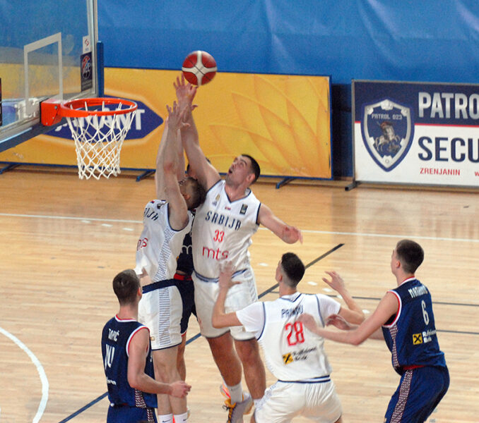 Luka Paunov 28 Srbija U20 Srbija U18