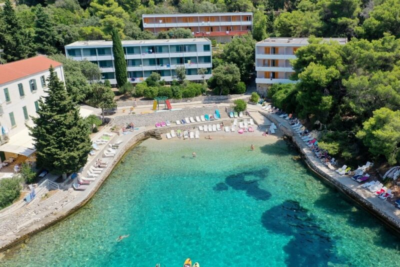 Relax International: Rajski odmor vas čeka u hotelu Sirena na ostrvu Hvar 1 hotel sirena hvar agencija relax zrenjanin