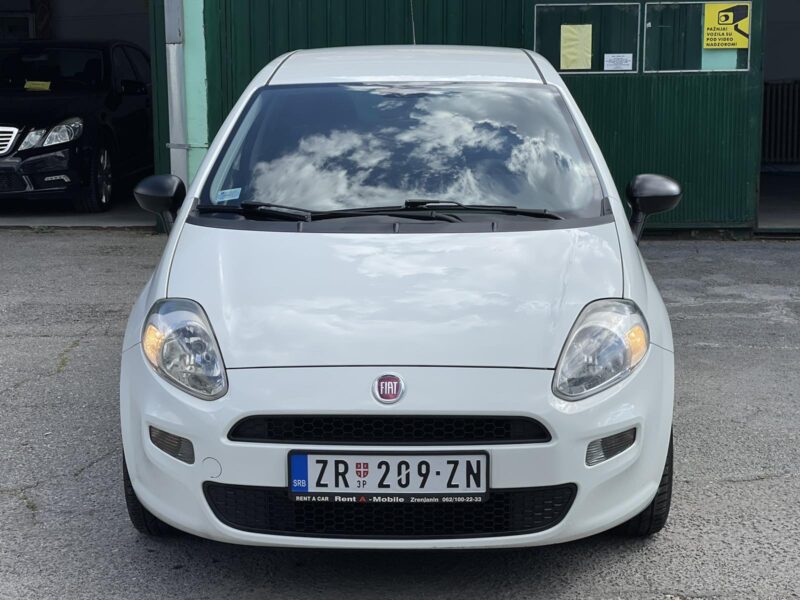 rent a mobile fiat grande punto 1.2