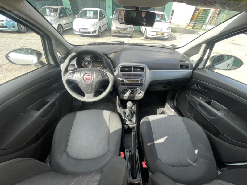 rent a mobile fiat grande punto