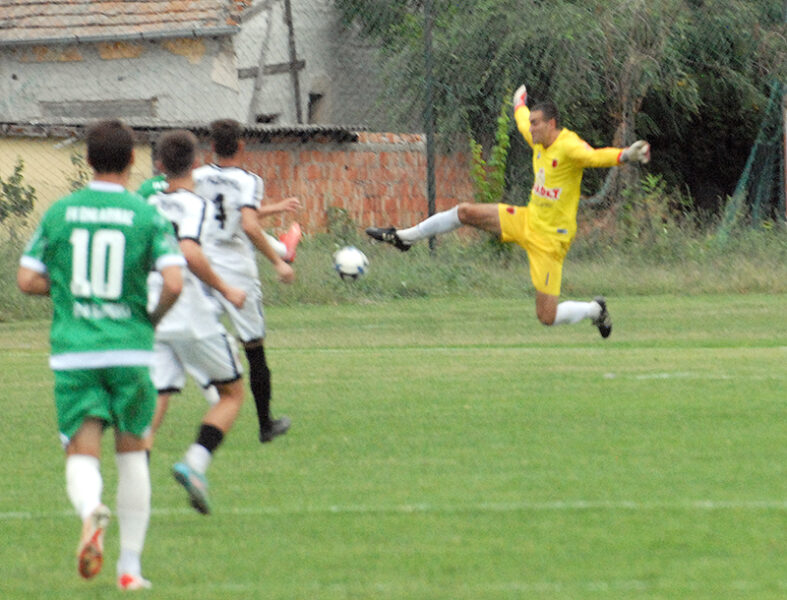 fk radnicki omladinac nb drugi gol gostiju