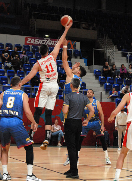 Najmlađi trener u istoriji KK Proleter startovao pobedom, najstariji igrač ponovo najbolji 12 pavle jokic 11 kk proleter mladost smederevska palanka