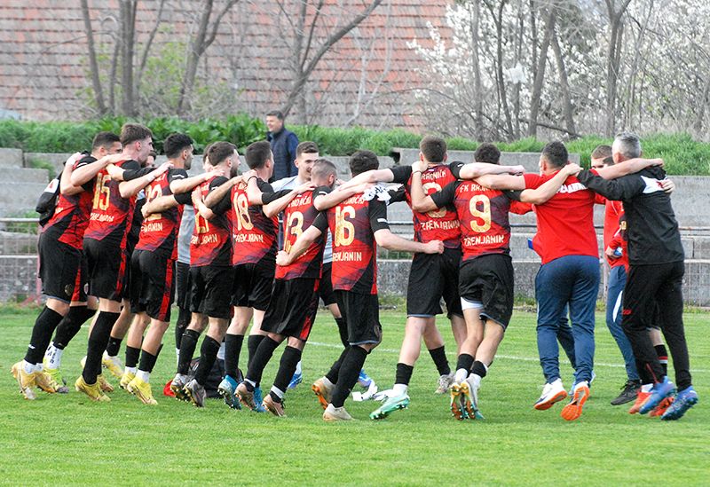 FK Radnički upisao nove bodove: 2 penala, 4 gola i pobedničko kolo (FOTO + VIDEO) 24 fk radnicki borac sajkas pobednicko kolo