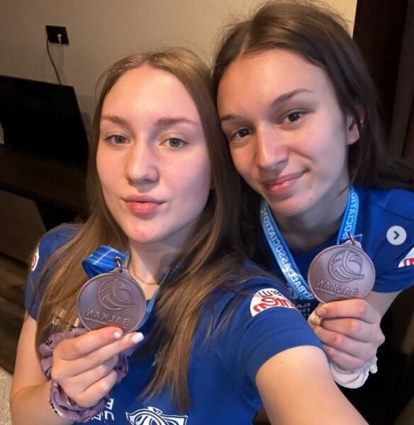 Nina Vujovic i Marija Zoric