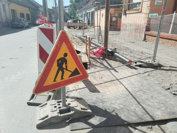 radovi na vodovodnoj mrezi vodovod zrenjanin vik zr 1