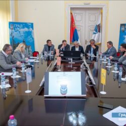 UPRAVNI ODBOR TOPLANE 015